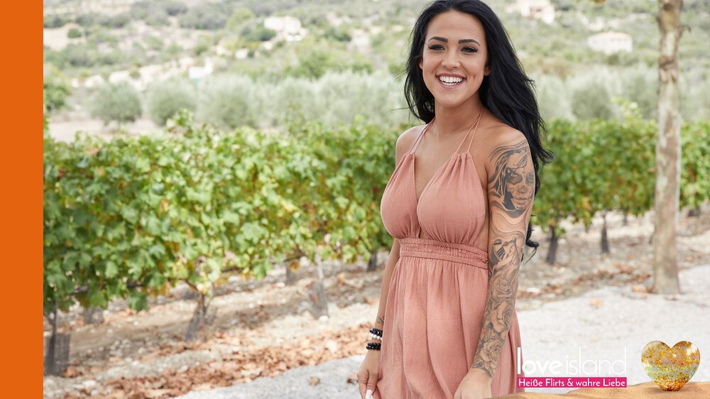 WOW! Elenas Sommer-Look sieht einfach Hammer aus! 😍